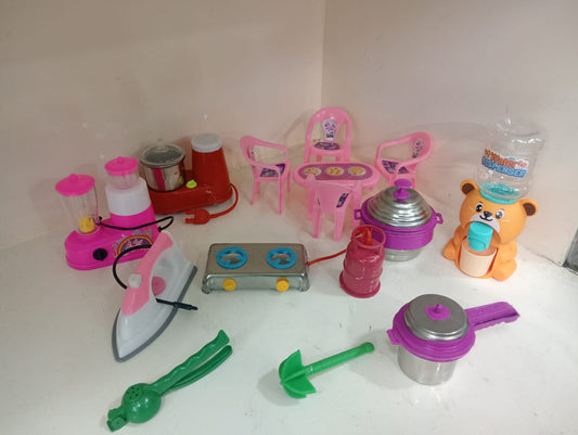 Plastic play offer set