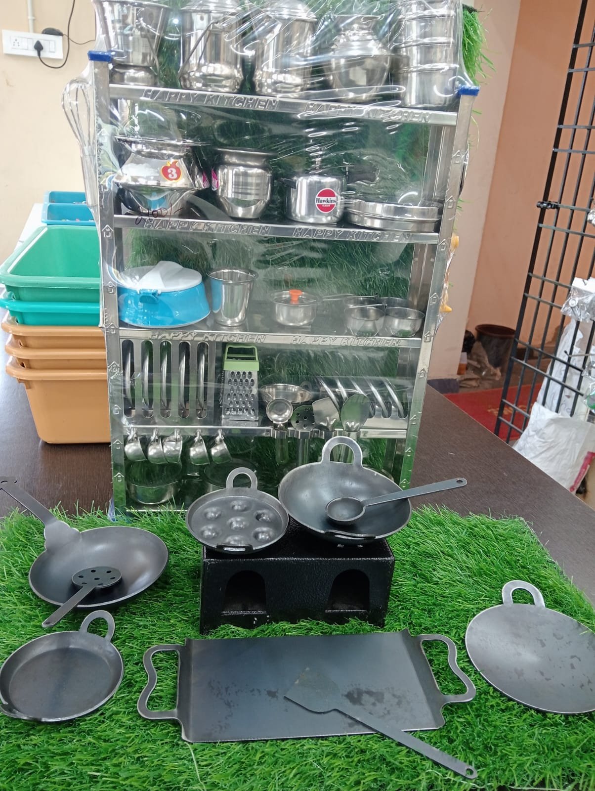 Jumbo Stand with Iron Sets