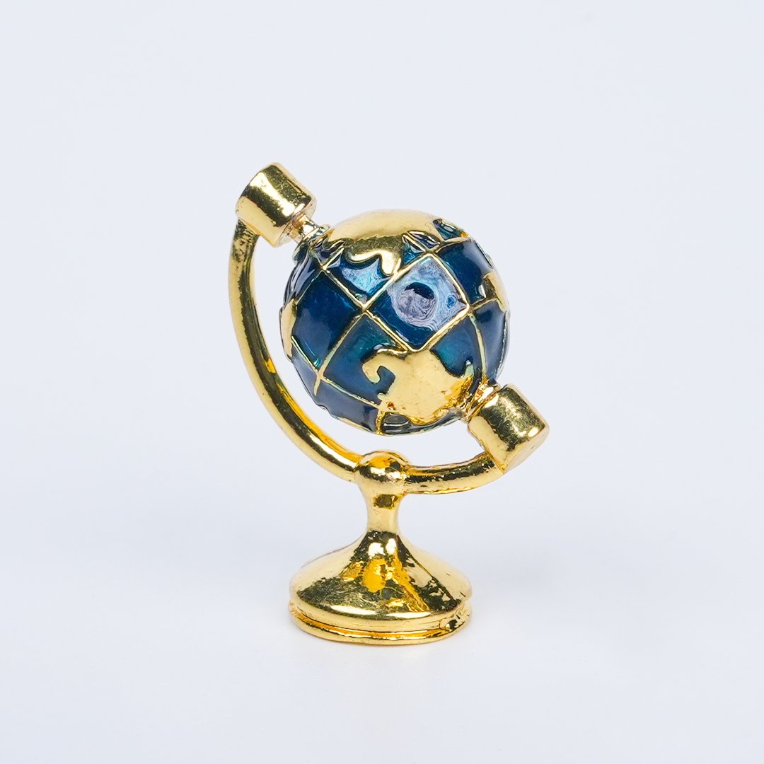 Globe Tiny